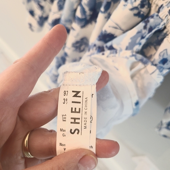 SHEIN : Floral Blue and White Women's Dress - Picture 7 of 8